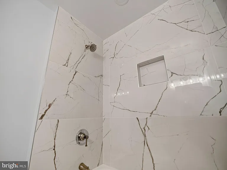 4107 4th St NW — Photo 31
