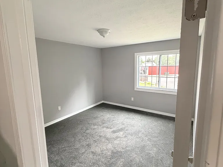 176 W Columbia Ave #4 — Photo 6