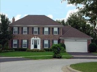 150 Stone Fence Ct, Aurora, IL