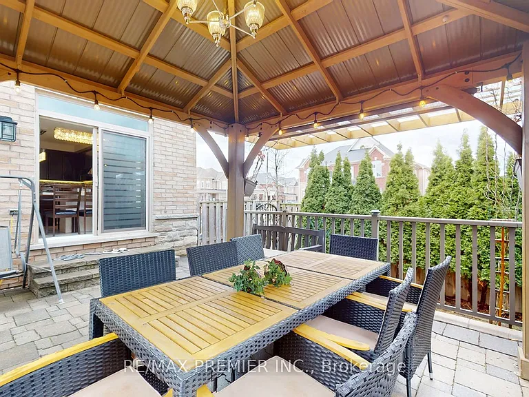 48 Heron Hollow Ave — Photo 5