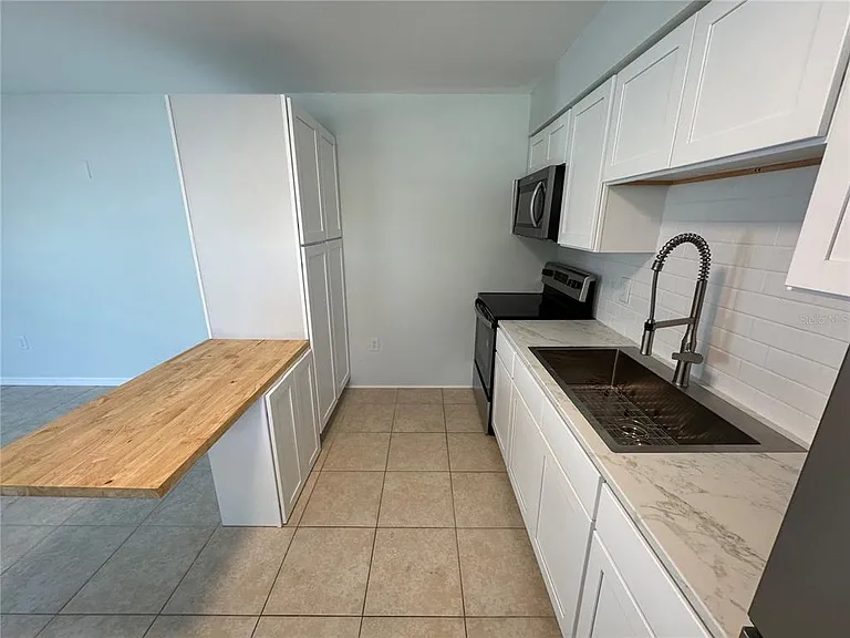 215 Park Blvd S #A — Photo 4