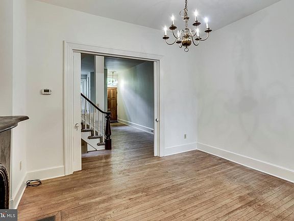 4th image of 1824 16th St NW