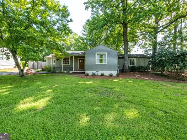 3715 Overlook Dr, Macon, GA 31204