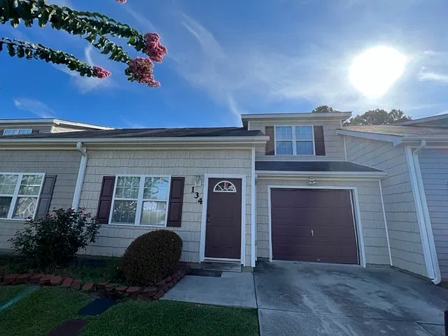 134 Jessie Circle - 1 — Photo 2