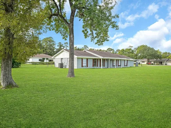2902 Ronson Lane, Baytown, TX 77521