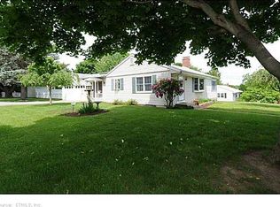 2 Jodry St, Quaker Hill, CT 06375