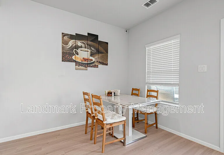 1206 Fox Chase Dr — Photo 15