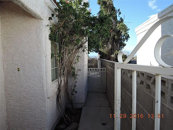 3rd image of 2359 Ray Kanel Dr