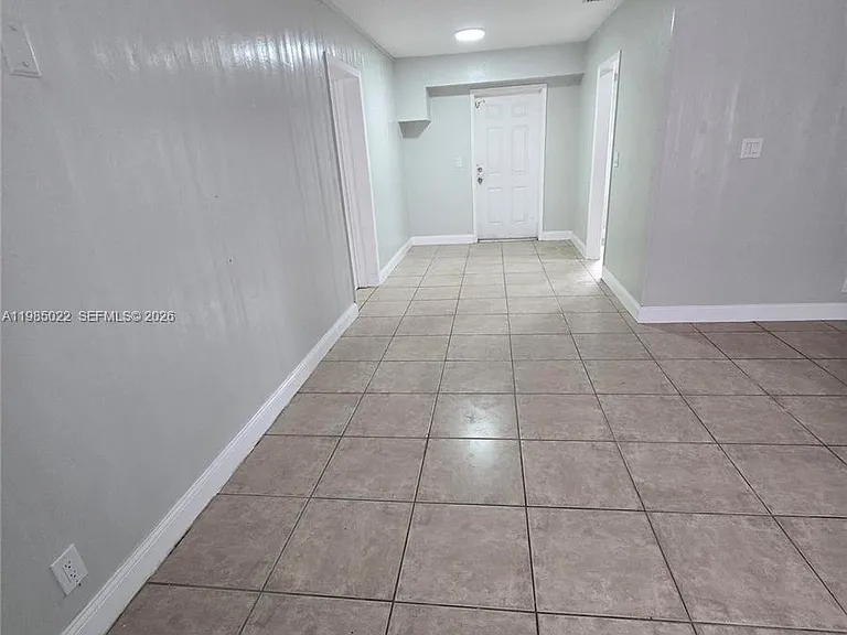 280 NW 31st Ave — Photo 12