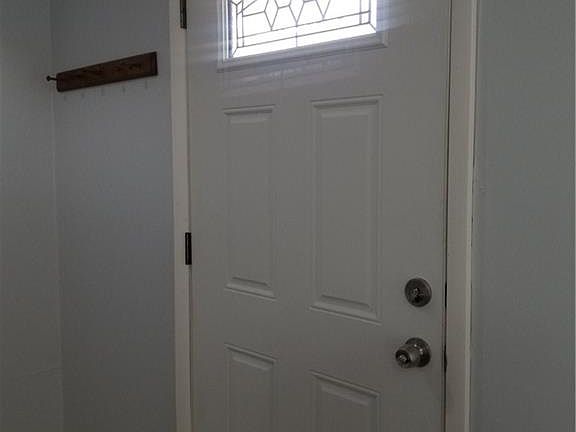 2nd image of 188 Canterbury Ln #C-32