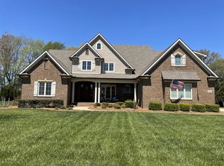 413 Mount Everest Ct, Bowling Green, KY 42104