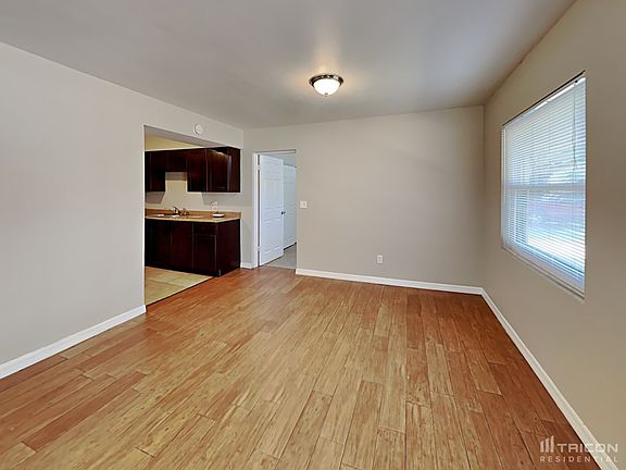 5th image of 1417 Chandler Ave