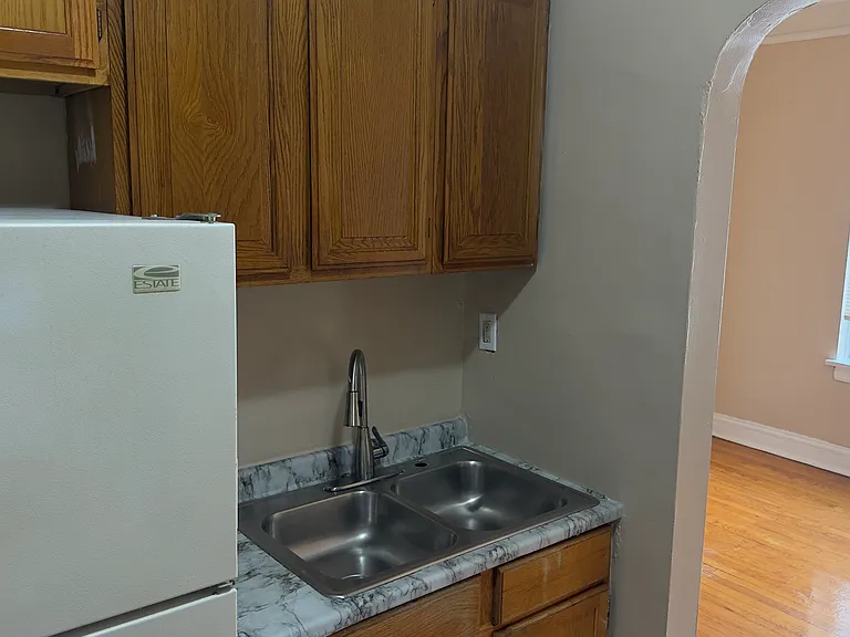 8058 S Hermitage Ave — Photo 23