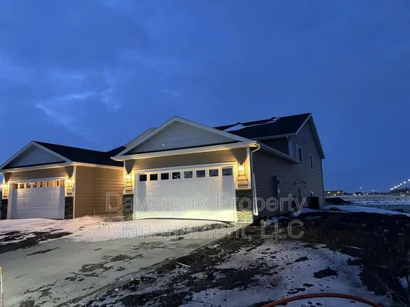6305 83rd Ave S, Horace, ND 58047