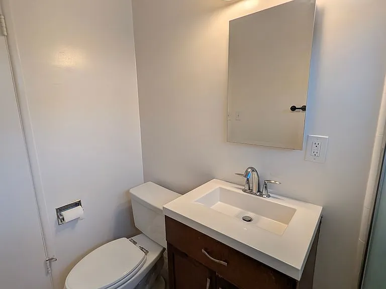 Magnolia Manor — Photo 26