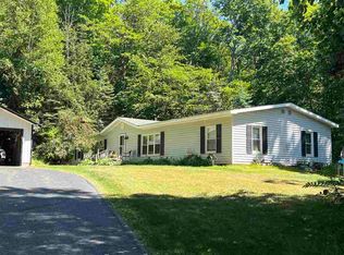 1525 Blackbird Rd, Petoskey, MI 49770