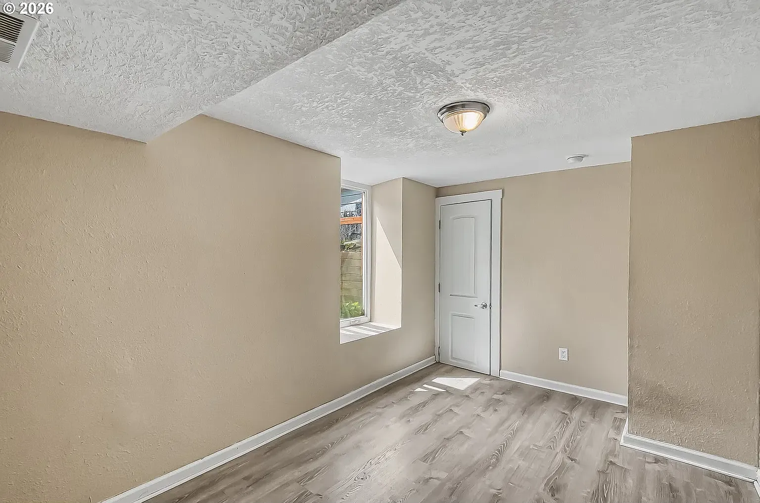 3 bed, 1680 sqft, $2,450 — Photo 4