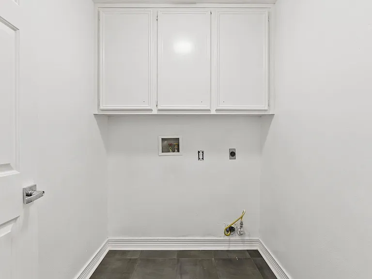 545 Oak Hill Dr — Photo 22