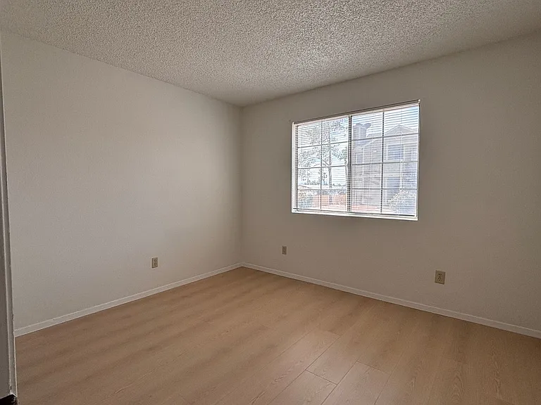 2686 Aarondavid Dr — Photo 12