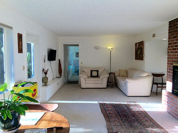 Longview of main living space from entry.