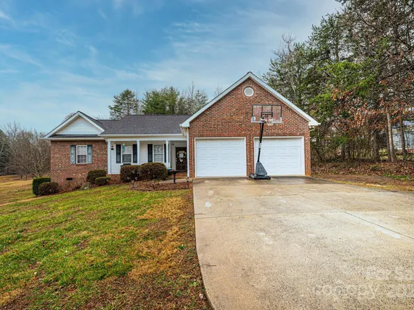 7778 Shoupes Grove Church Rd, Hickory, NC 28602