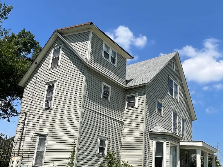 252 Michigan Ave #3 — Photo 6