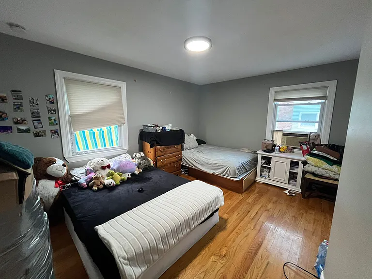 1 Pearsall Dr — Photo 8