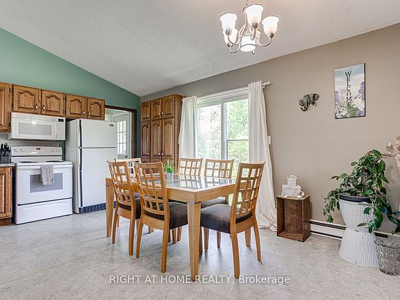 5th image of 2903 Pine Point Rd