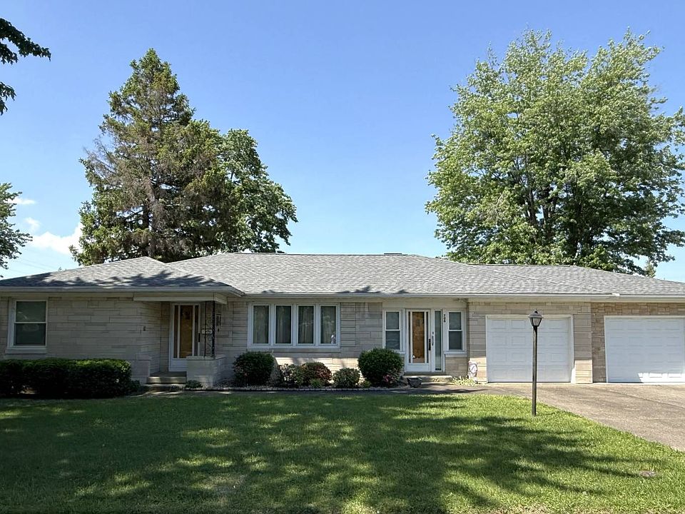 1st image of 706 Montgomery Cir