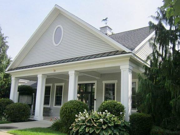 3rd image of 9 Horseshoe Dr