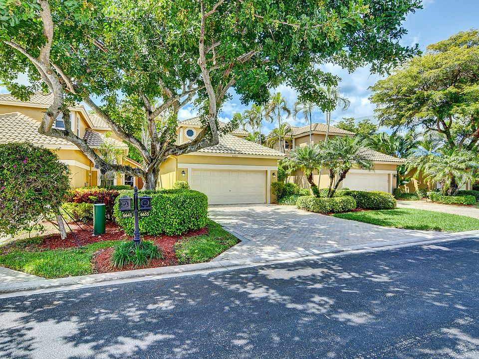 Home For Sale In Broken Sound Country Club