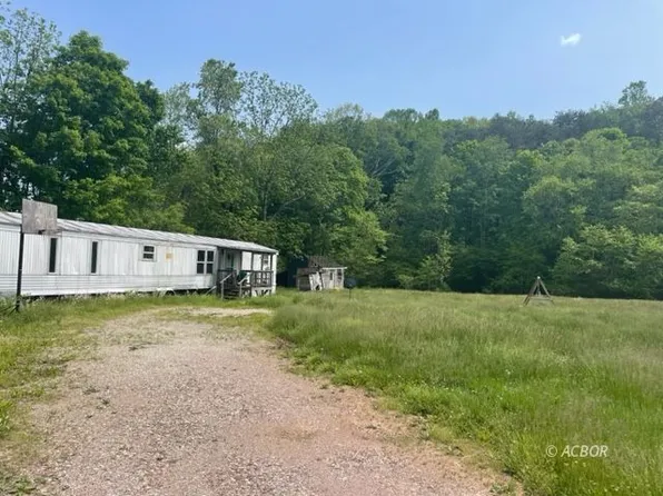 63708 Woodgeard Rd, Creola, OH 45622