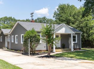 103 Dove Ln, Taylors, SC 29687