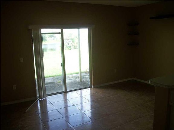 5th image of 2328 SE 23rd Ave #2328