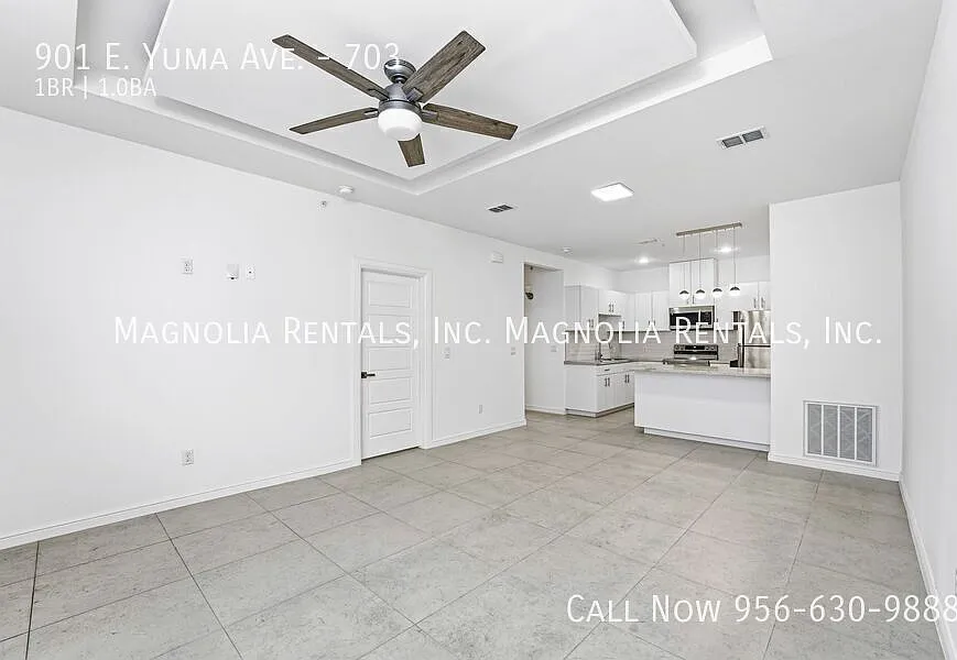 1/2 off 1st Month s Rent — Photo 4