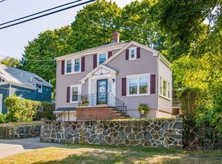 1073 Brook Rd, Milton, MA 02186