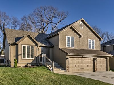 8901 N Norton Ave, Kansas City, MO, 64156