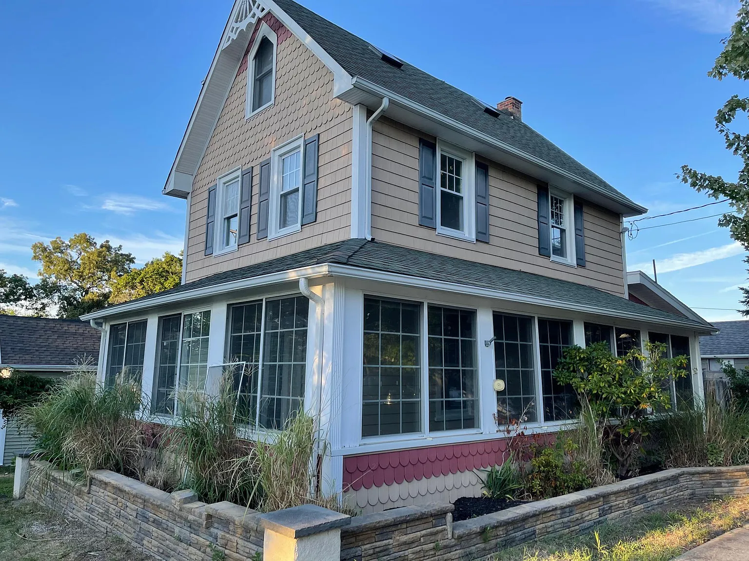 120 Jaynes Ave photo 1