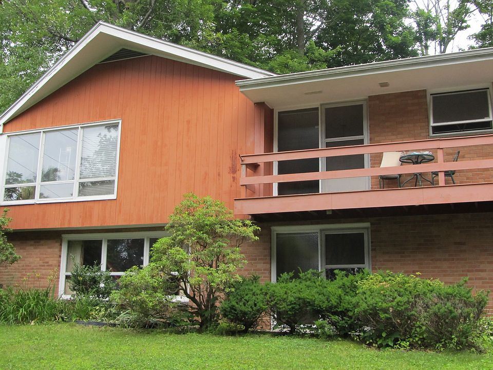 425 Magnolia Drive