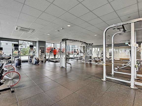 4th image of 4485 Skyline Dr #3506