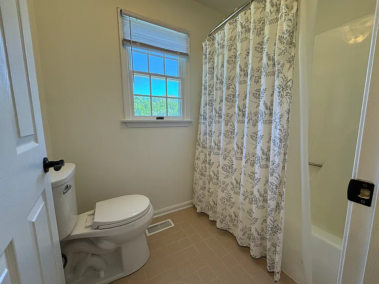 2335 Elderberry Ln — Photo 24