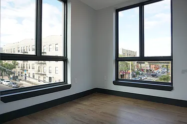 Rented by Rennit Inc.