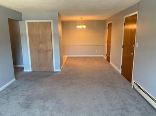 1077 Chestnut St APT 4, Newton, MA 02464