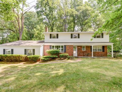 15 Garrison Lane, Ballston Lake, NY, 12019
