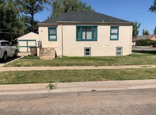 570 N 10th St, Laramie, WY 82072