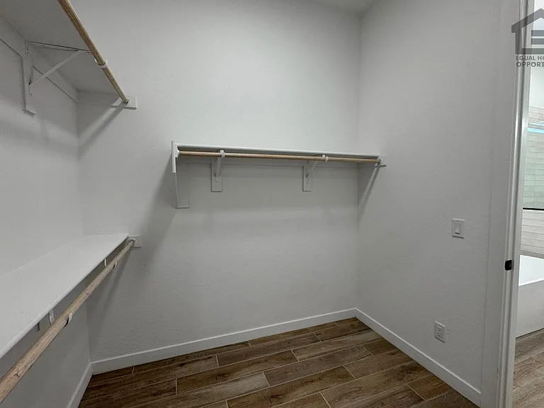 18146 W Morning Vista Ln — Photo 13