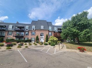 4900 N Knoxville Ave APT 103A, Peoria, IL