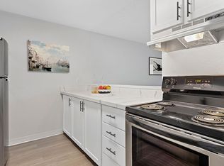 1615 W Smith St APT E104, Kent, WA