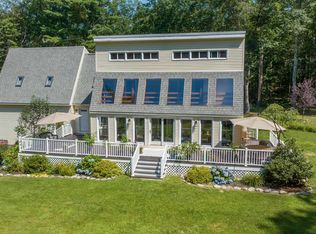 8 Heritage Ln, Freeport, ME 04032