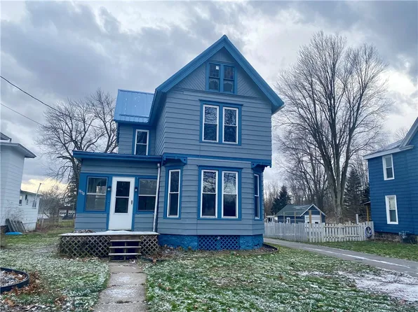 168 W Genesee St, Clyde, NY 14433